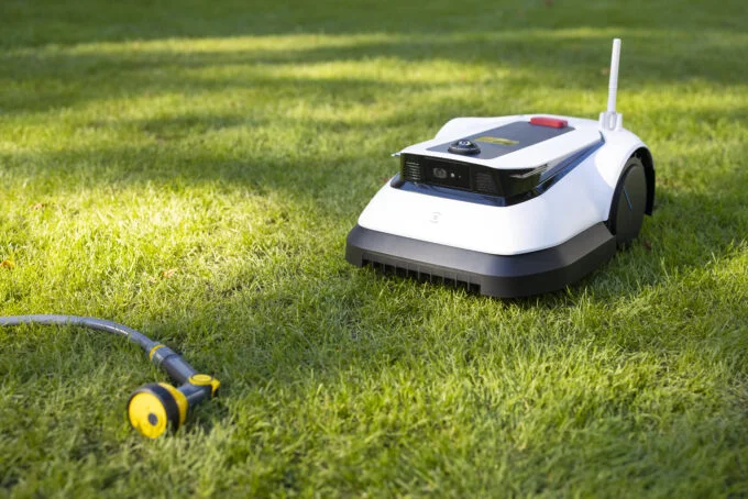 Belaidis vejos pjovimo robotas Ecovacs GOAT G1-2000 + DOVANŲ GARAŽAS - Image 7